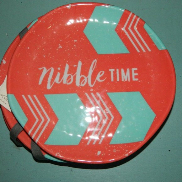 Hallmark Home Nibble Time Snack Plates 2 Set of 4 New - Picture 3 of 5